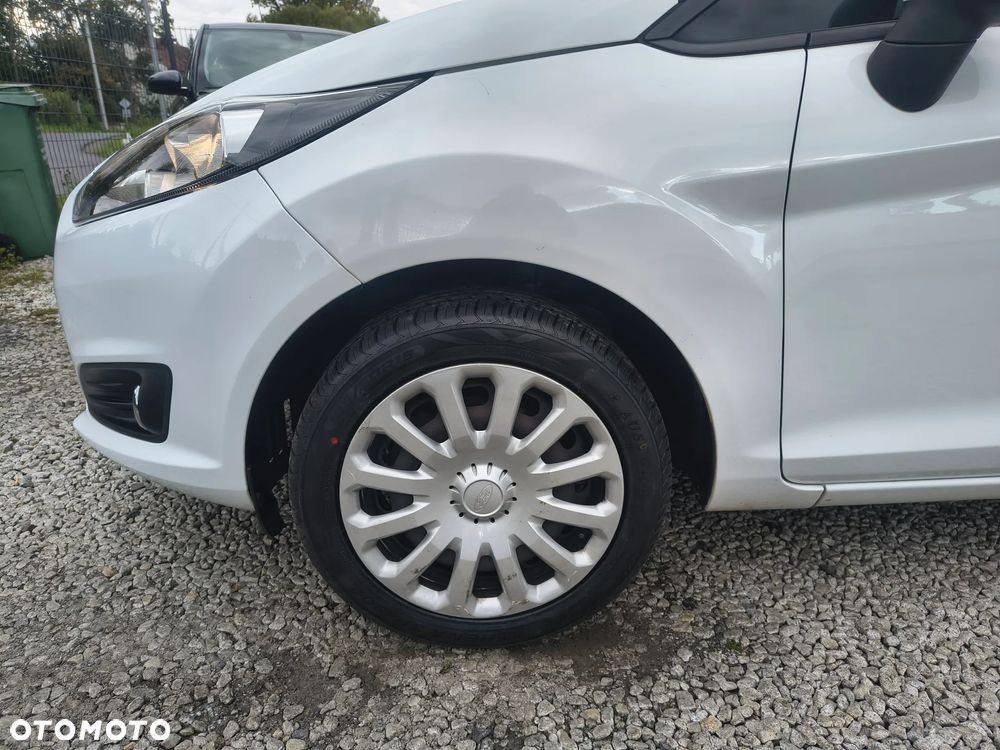 Ford Fiesta 1.25 Celebration - 10