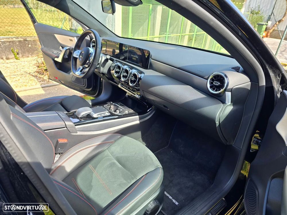 Mercedes-Benz A 250 e 8G-DCT AMG Line - 12
