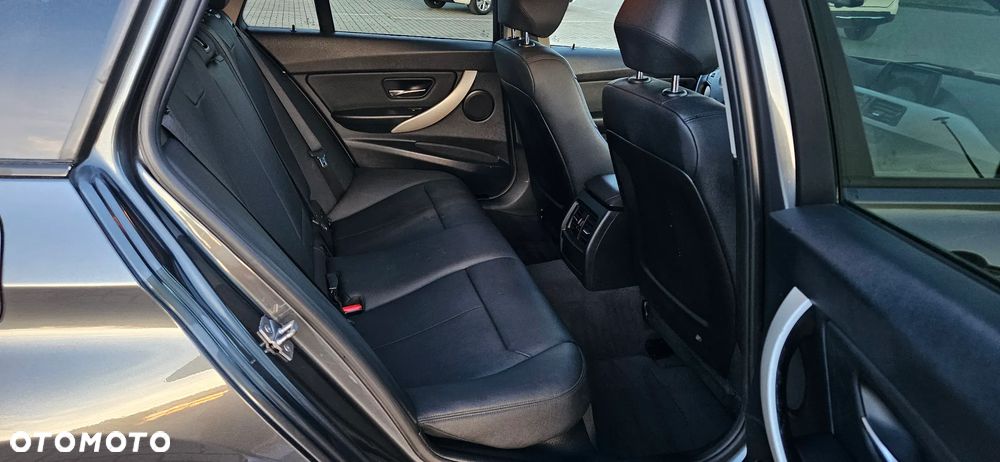 BMW Seria 3 316i Luxury Line - 9