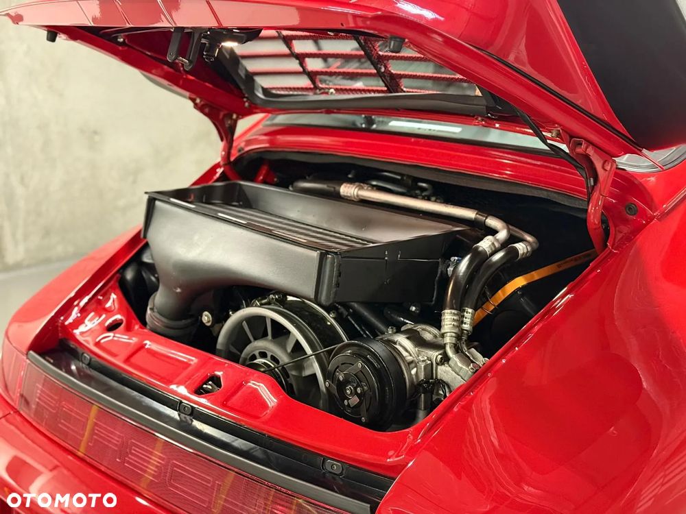 Porsche 911 Turbo II - 5