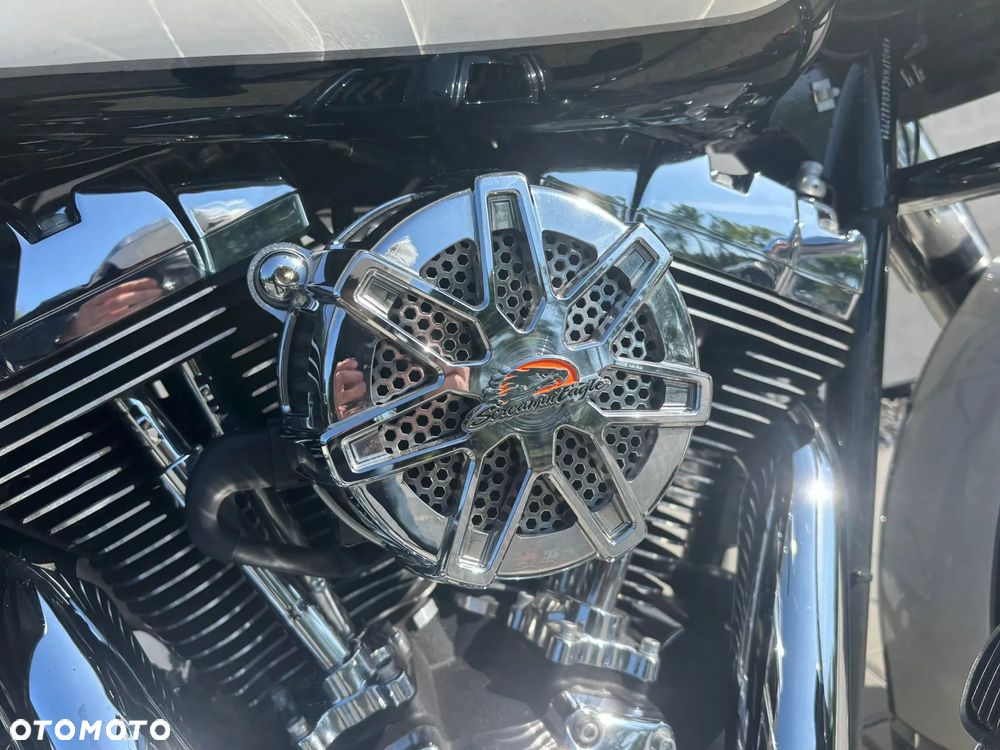 Harley-Davidson Touring Road King - 9