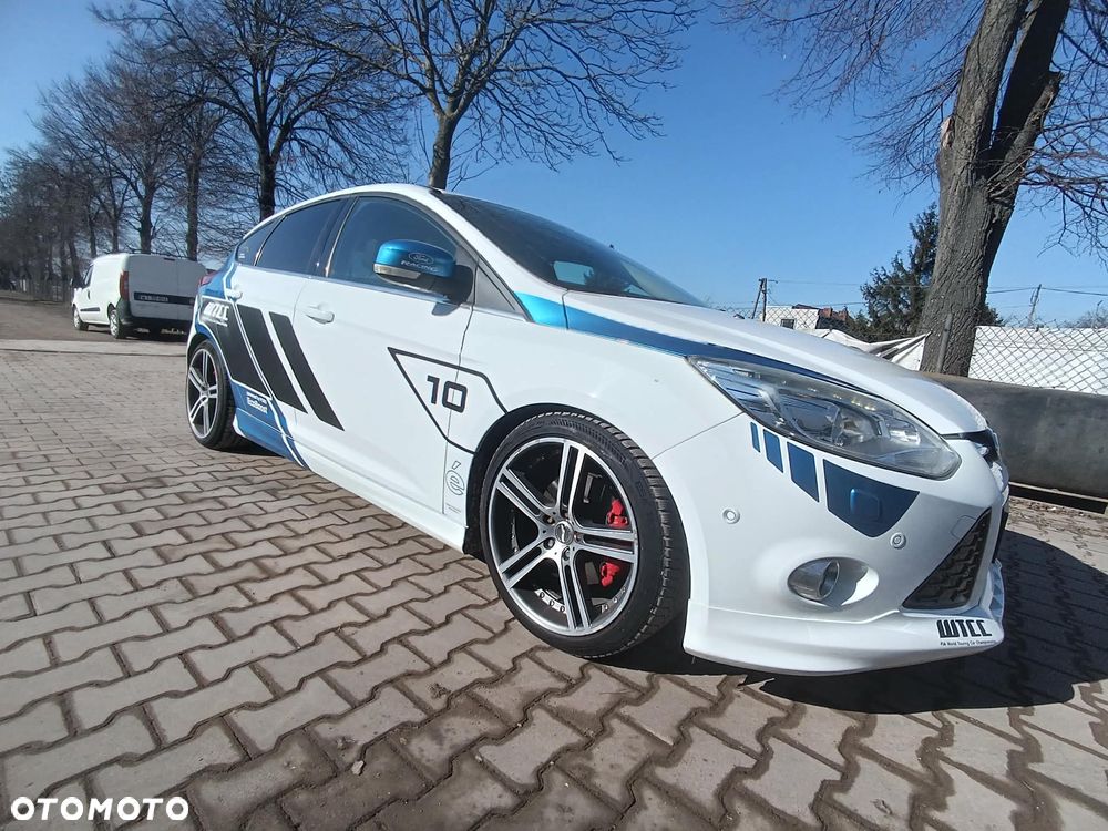 Ford Focus 1.6 EcoBoost Start-Stopp-System Champions Edition - 3