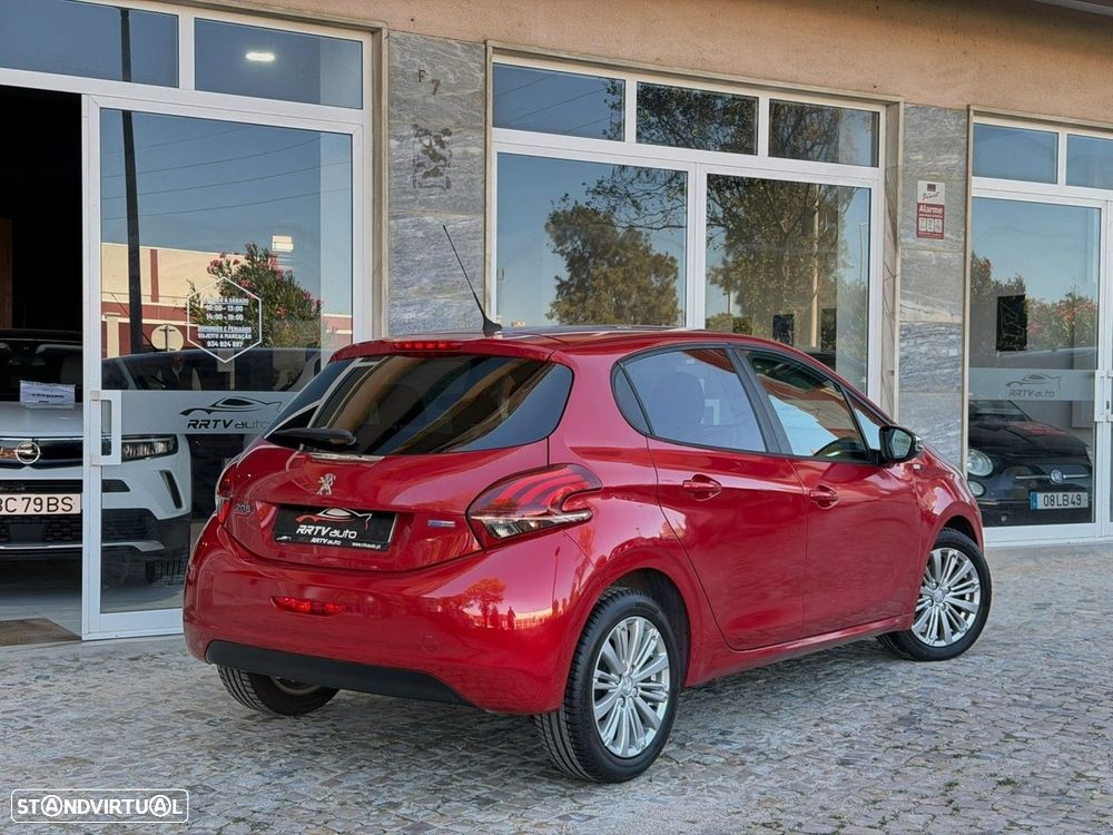 Peugeot 208 1.2 PureTech Style - 11