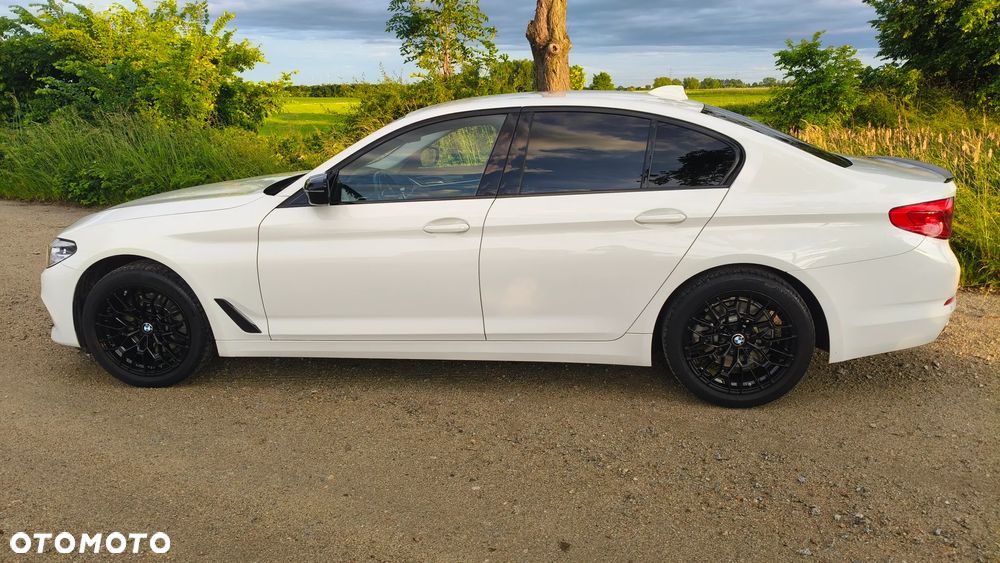 BMW Seria 5 520d Luxury Line sport - 8