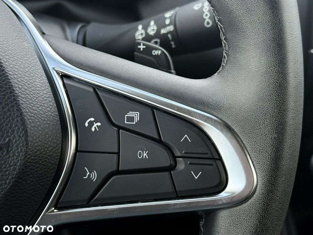 Renault Captur 1.3 TCe mHEV Techno EDC - 22