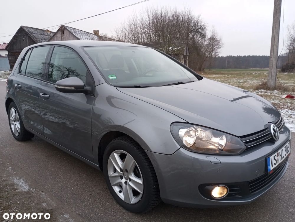 Volkswagen Golf - 10