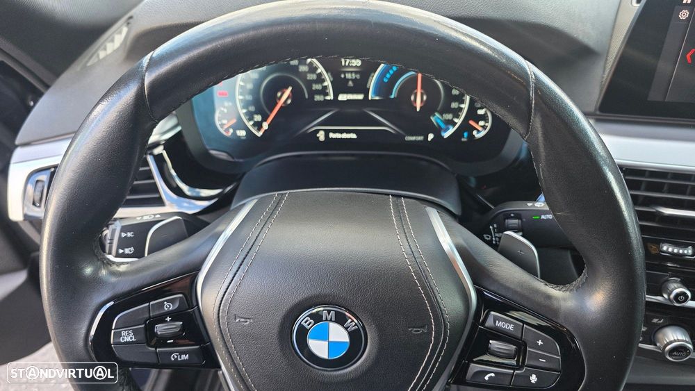 BMW 530 e iPerformance Line Sport - 13