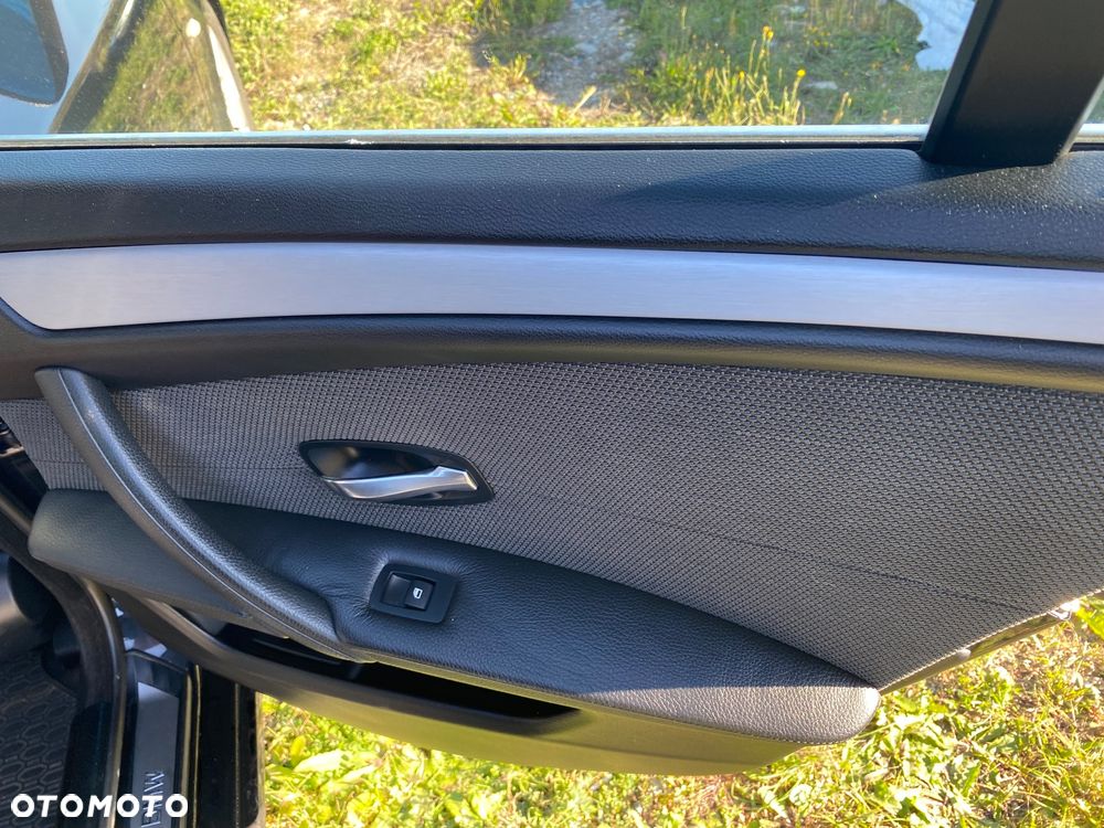 BMW Seria 5 - 15