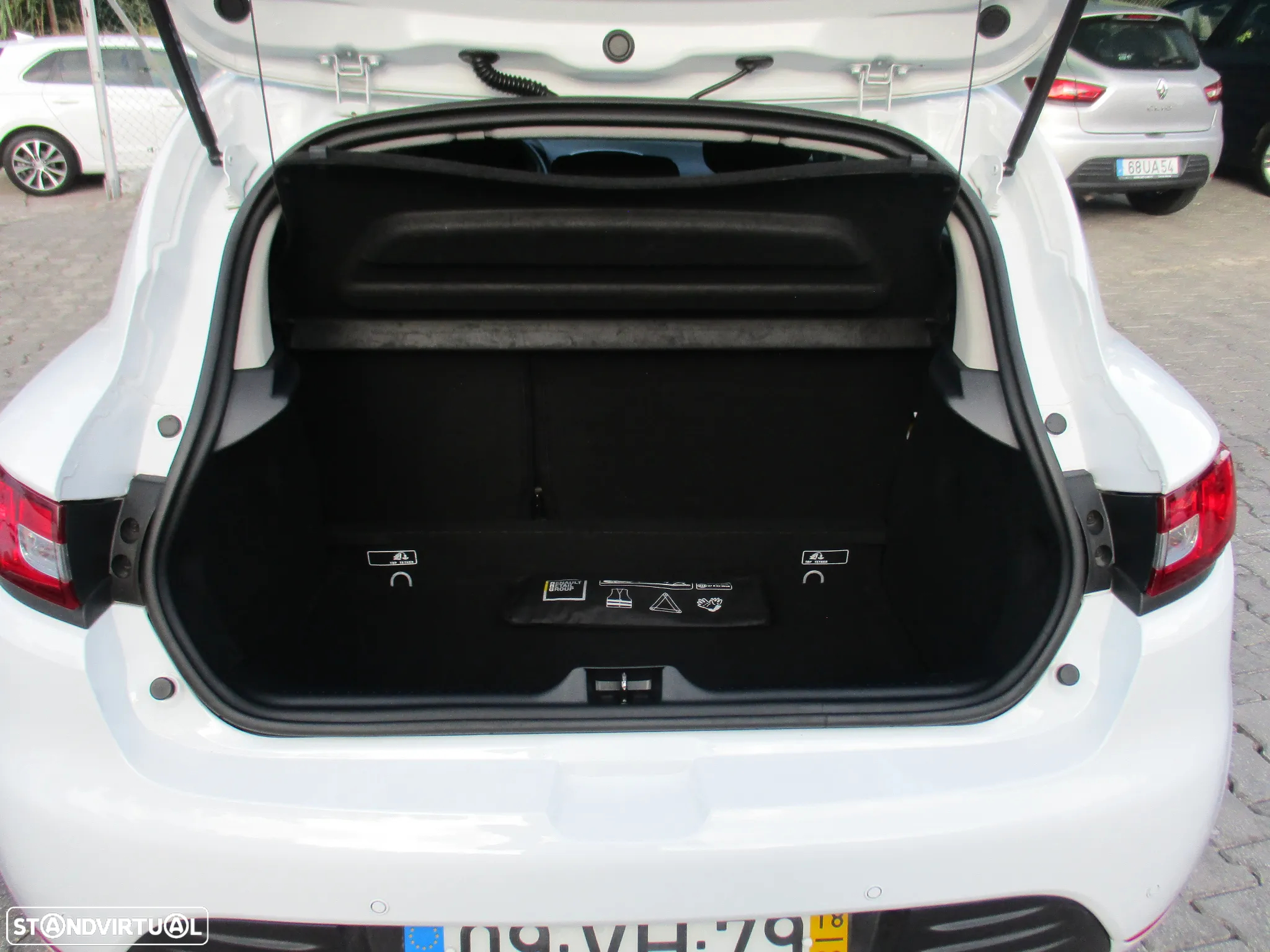 Renault Clio 1.5 dCi Zen - 24