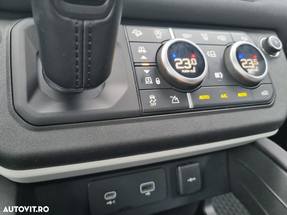 Land Rover Defender 110 3.0 D300 MHEV SE - 28