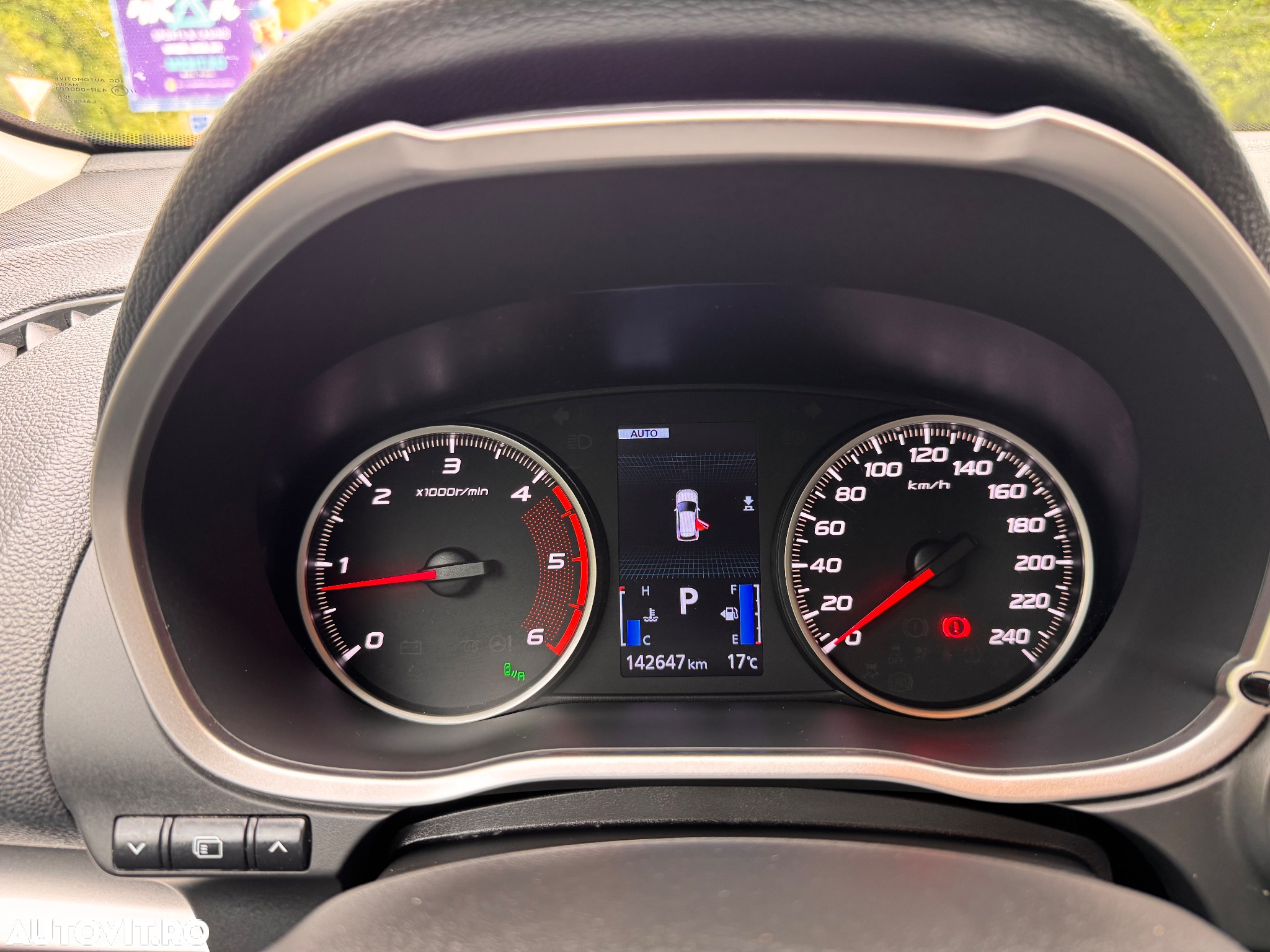 Mitsubishi Eclipse-Cross - 9