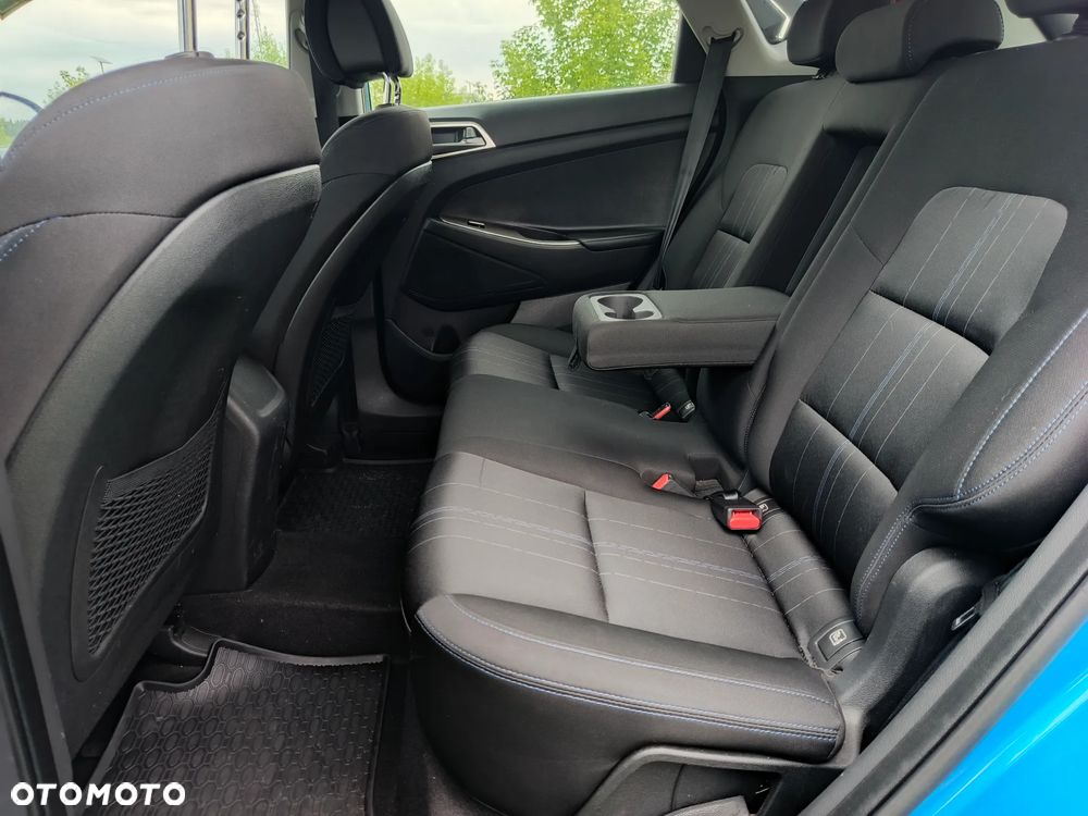 Hyundai Tucson 1.7 CRDI BlueDrive Style 2WD - 26