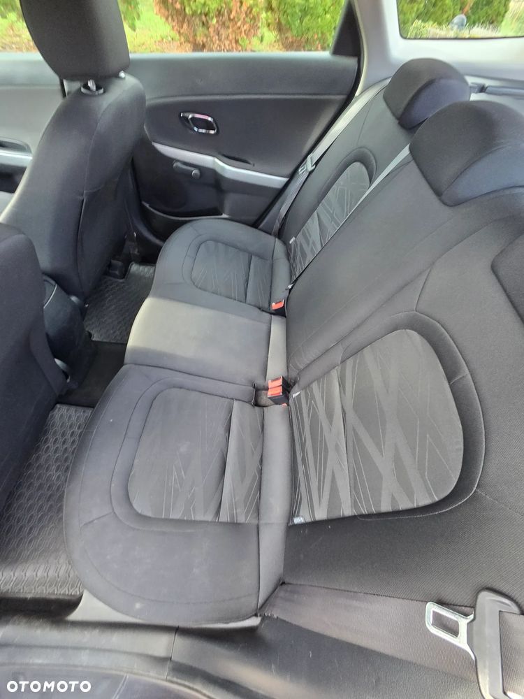 Kia Ceed - 17