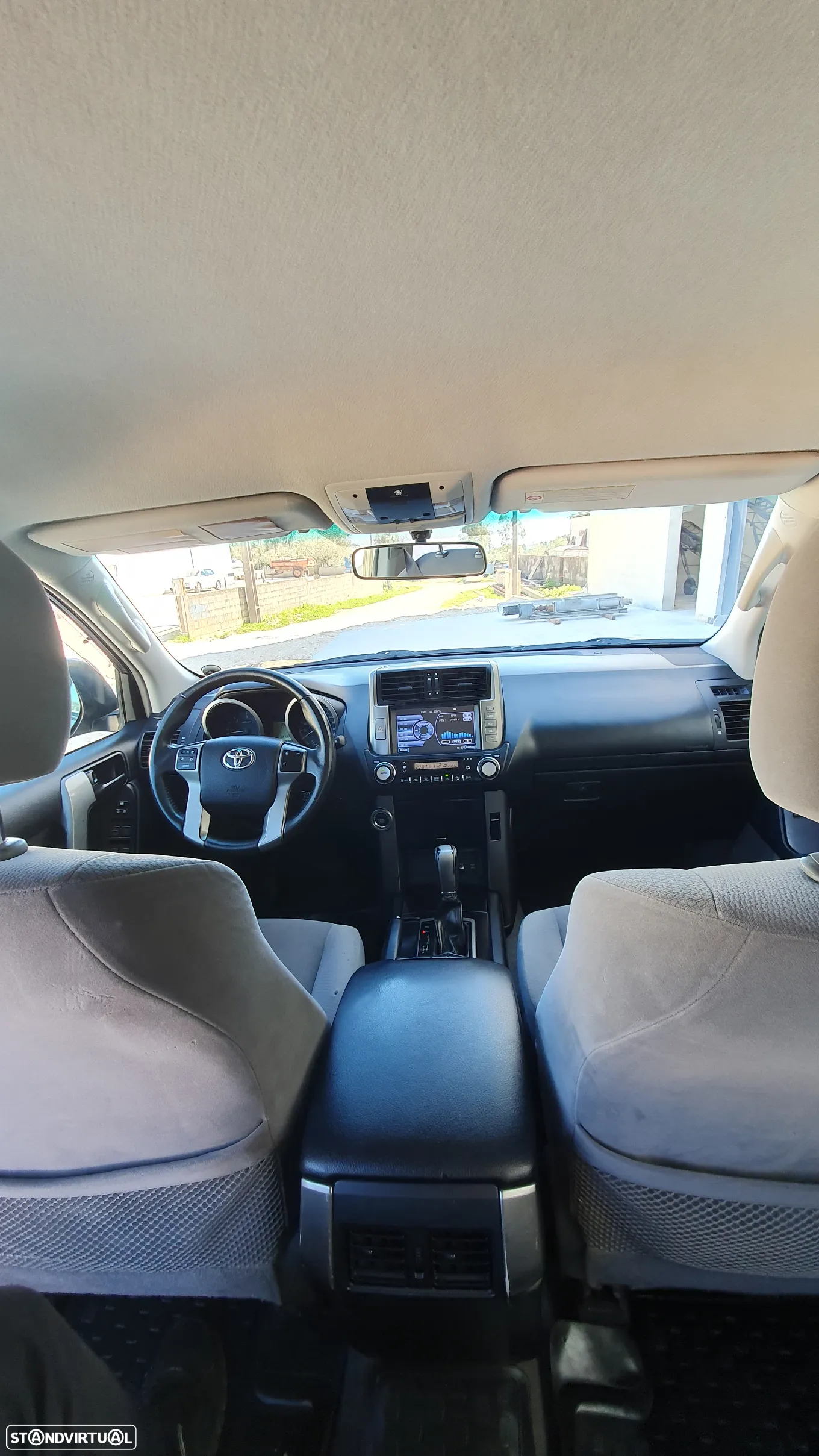 Toyota Land Cruiser Prado - 7