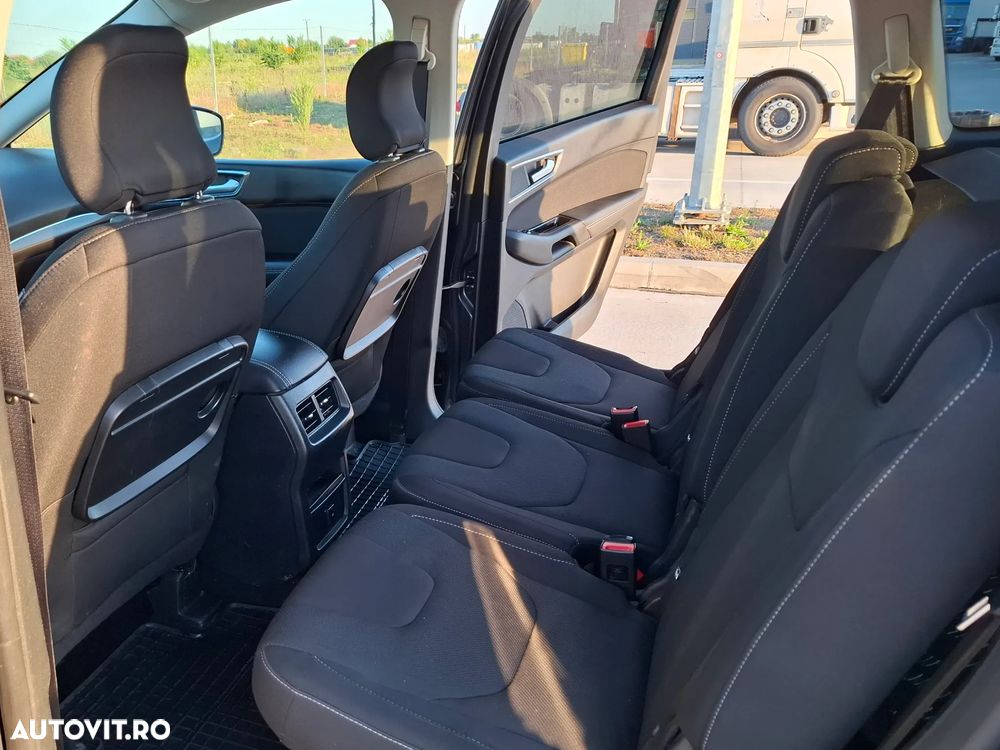 Ford S-Max 2.0 TDCi Titanium - 17