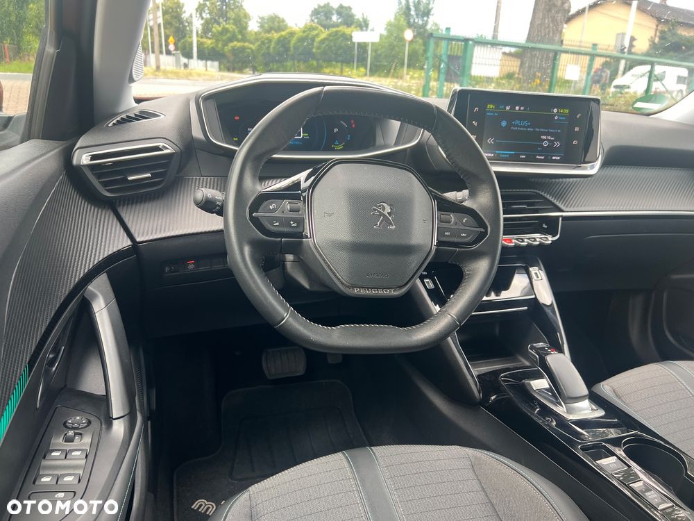 Peugeot 2008 136 Allure - 23