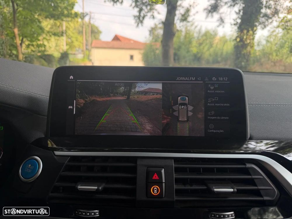 BMW iX3 M Sport Impressive - 39