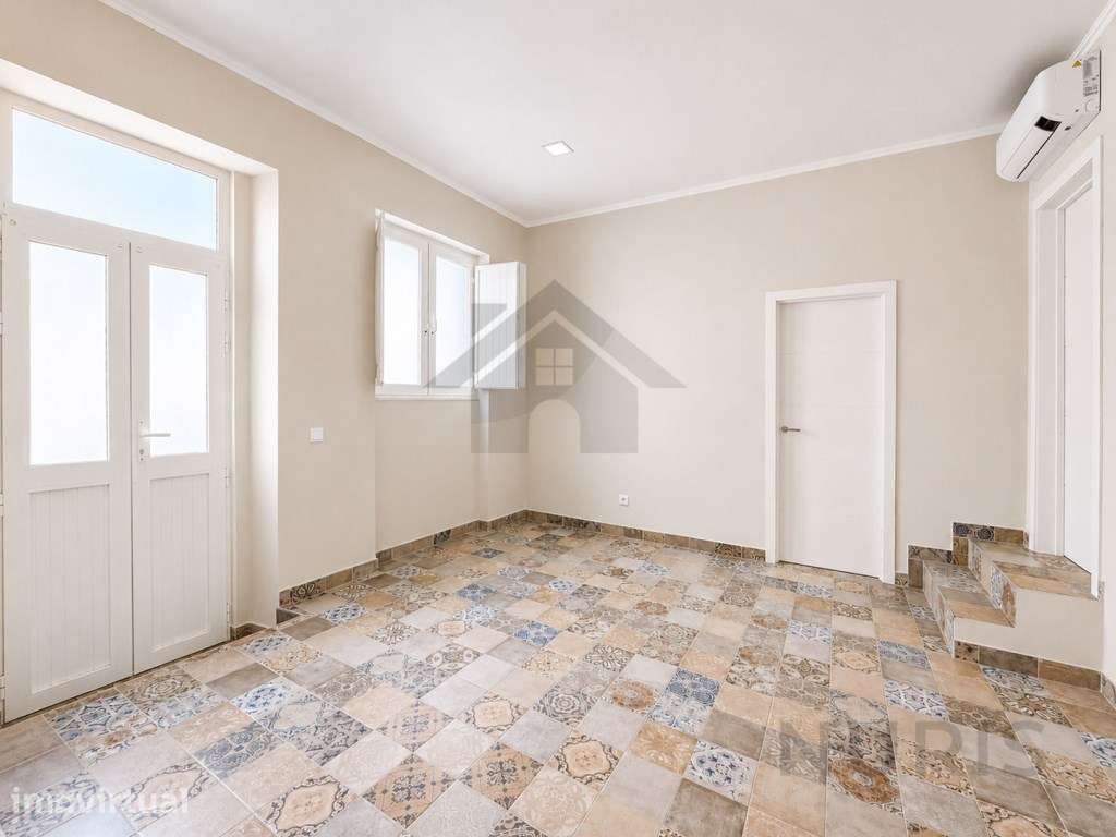 Moradia T3 com quintal e garagem para venda em Portimão - Grande imagem: 4/28