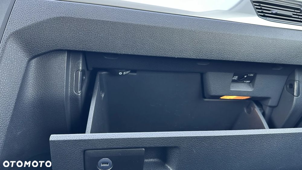 Volkswagen Caddy 2.0 TDI Comfortline - 10