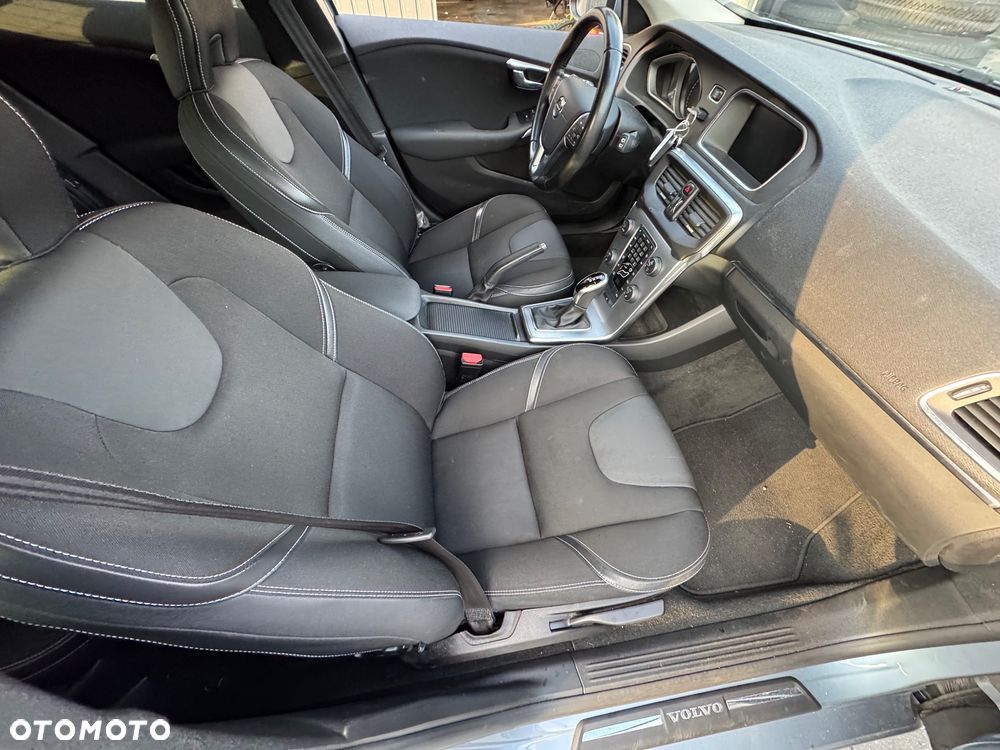 Volvo V40 D2 Drive-E Summum - 16