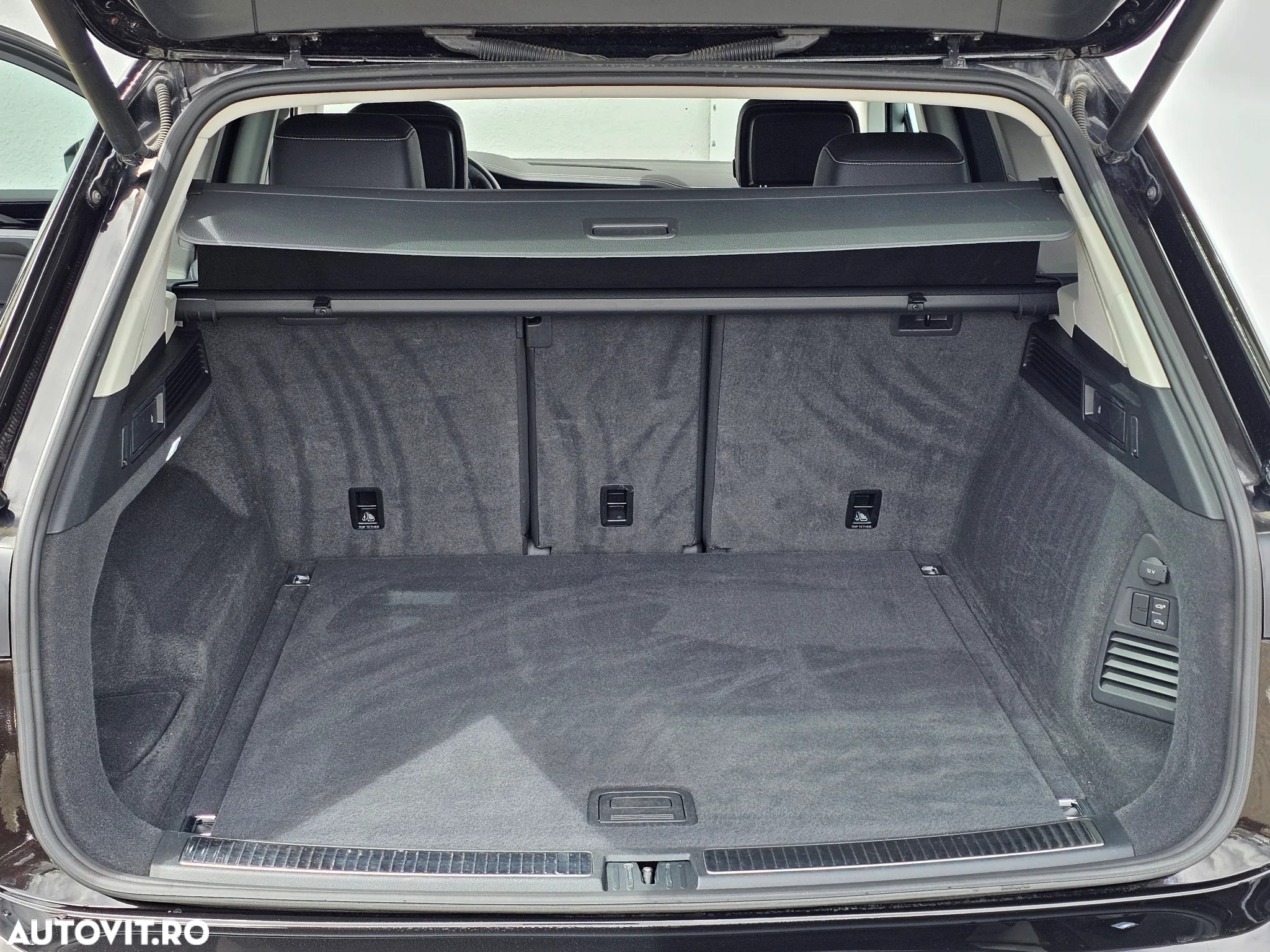 Volkswagen Touareg V6 TDI Elegance - 19
