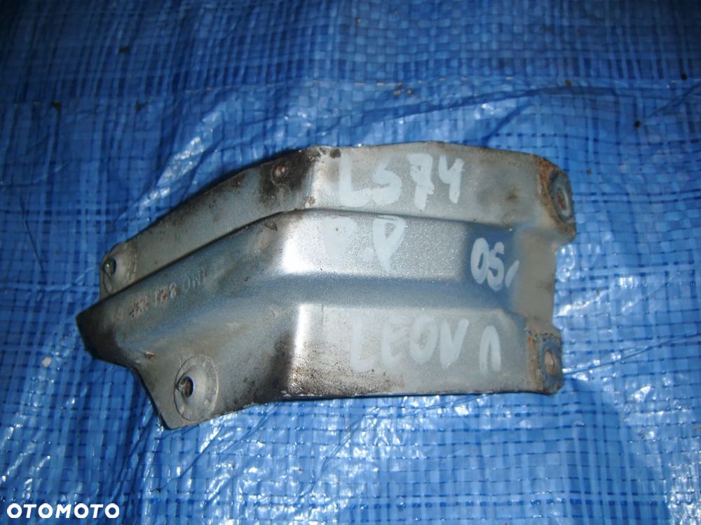 seat leon 1 05r mocowanie błotnika prawy przód LS7Y - 1