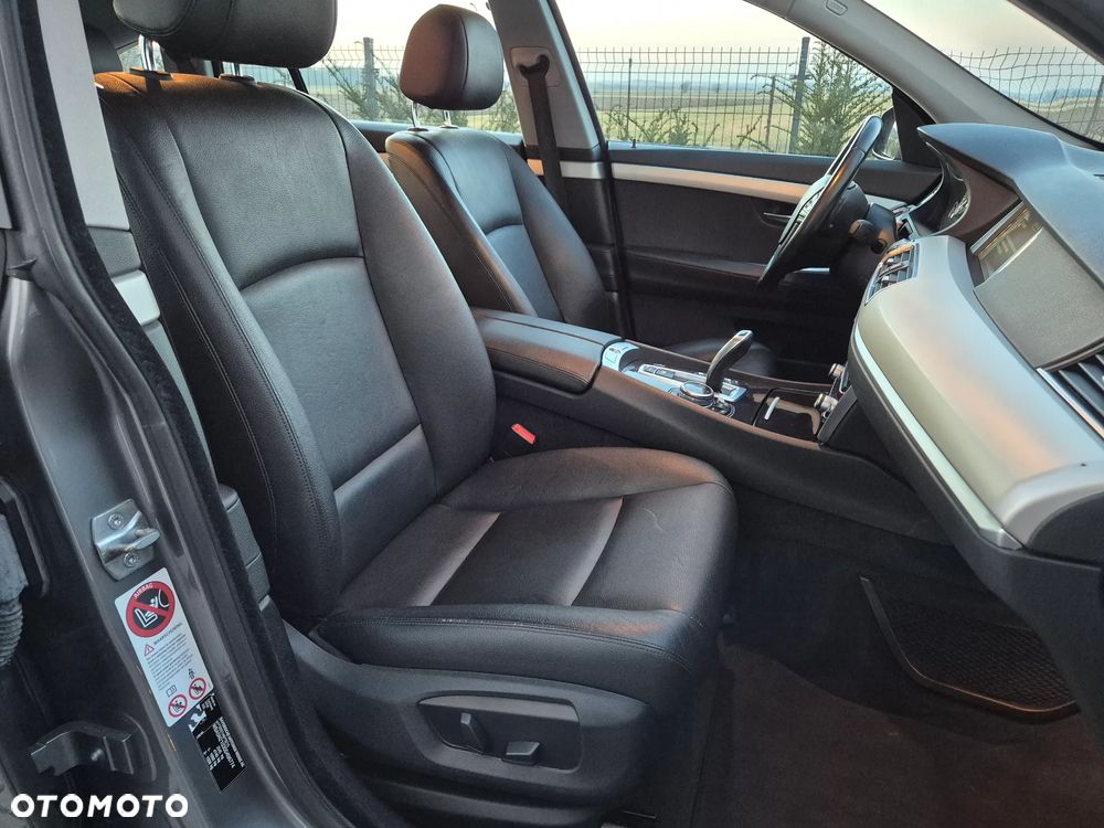 BMW 5GT 520d - 25
