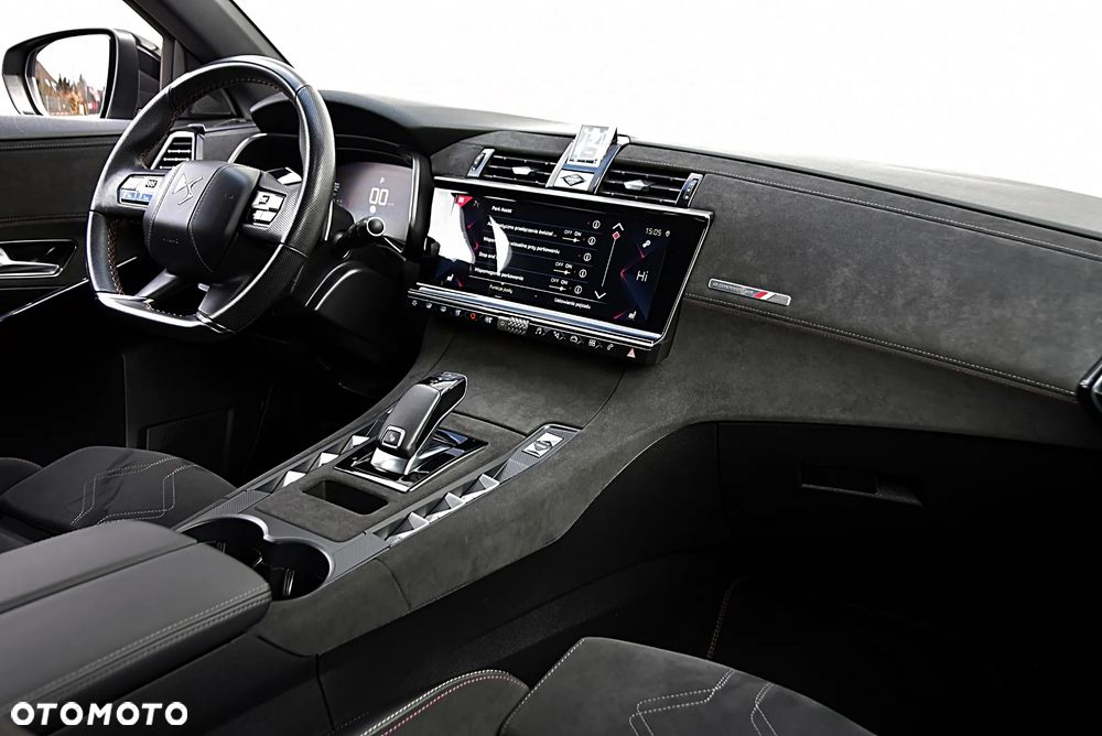 DS Automobiles DS 7 Crossback 1.6 PureTech Performance Line + - 24