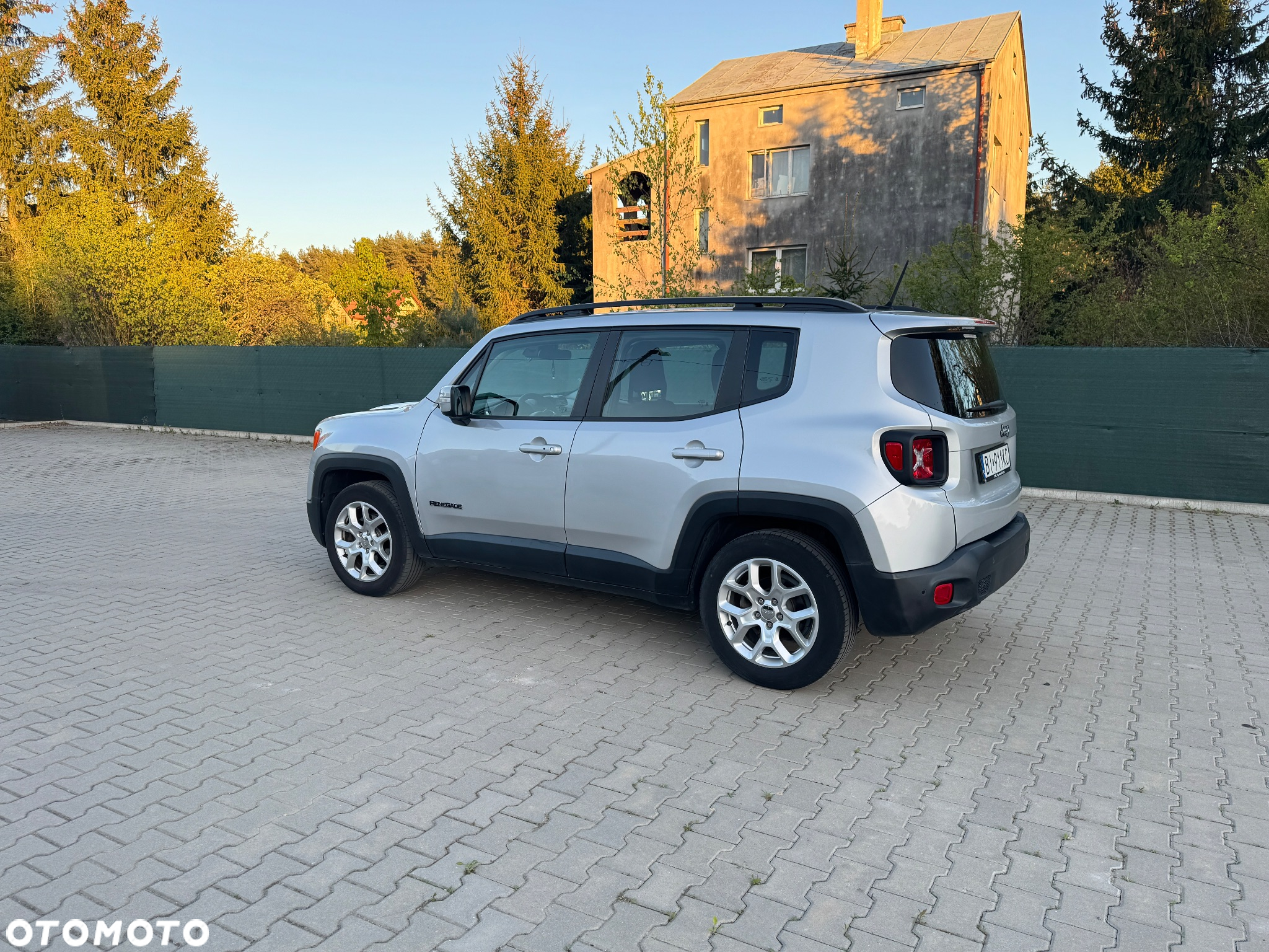 Jeep Renegade 1.6 MultiJet Longitude FWD S&S EU6 - 3