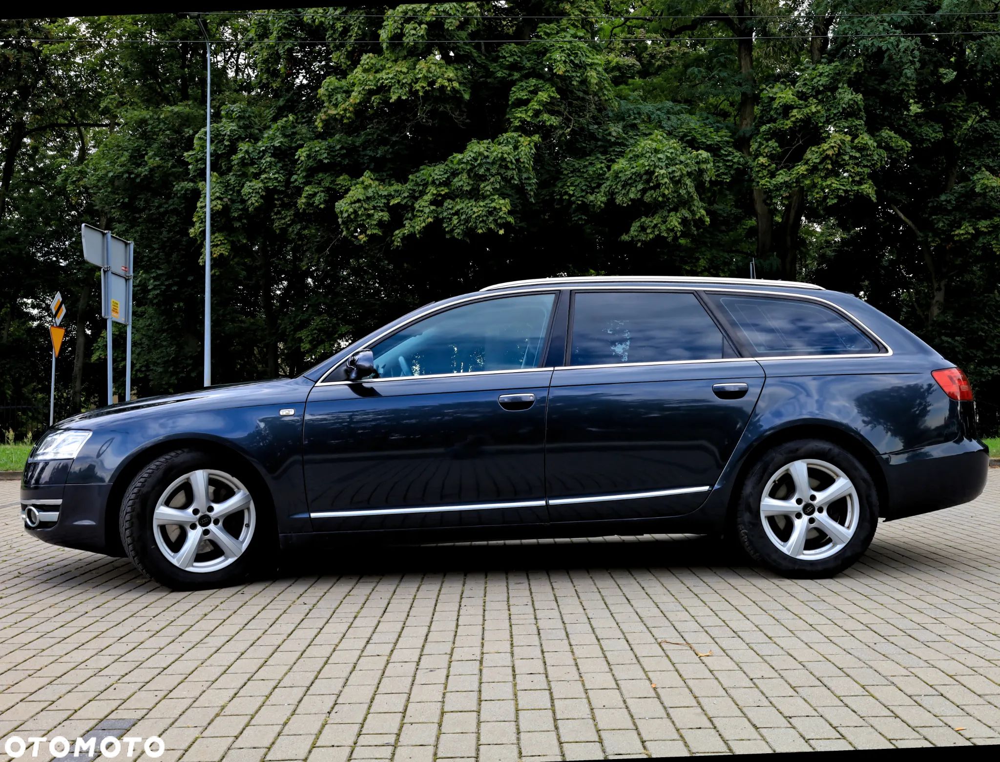 Audi A6 - 1