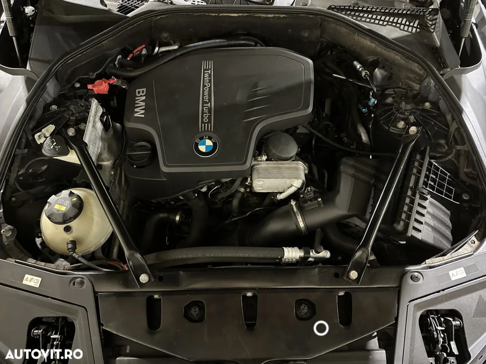 BMW Seria 5 528i Sport-Aut. Luxury Line - 18