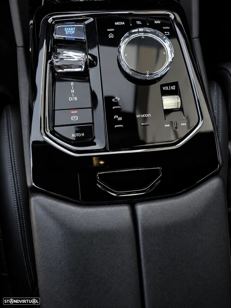 BMW i5 eDrive40 Pack Desportivo M Pro - 24