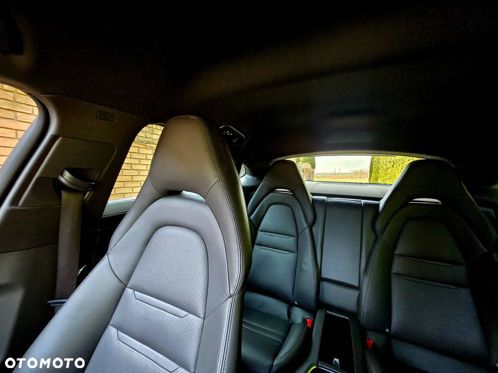 Porsche Panamera 4S - 17