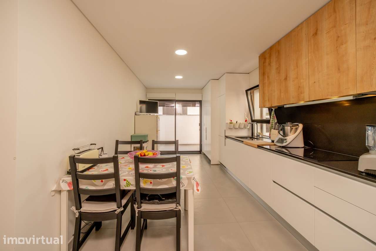 T3 como NOVO no CENTRO com garagem! - Grande imagem: 3/24