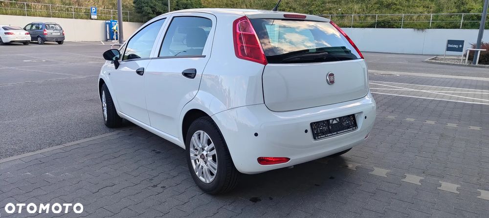 Fiat Punto Evo 1.4 8V Estiva Blue&Me - 13