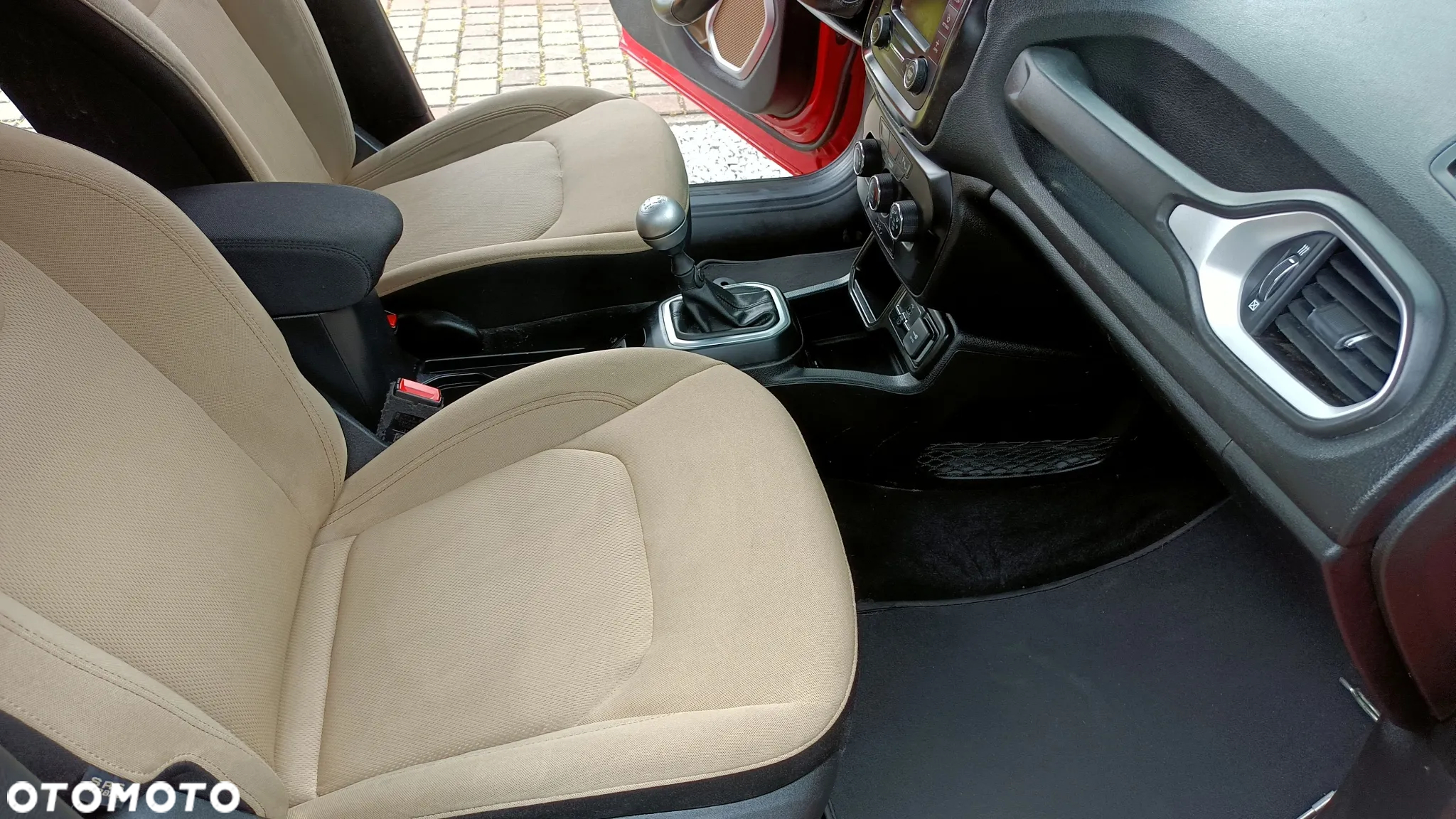 Jeep Renegade 1.6 E-torQ Longitude - 8