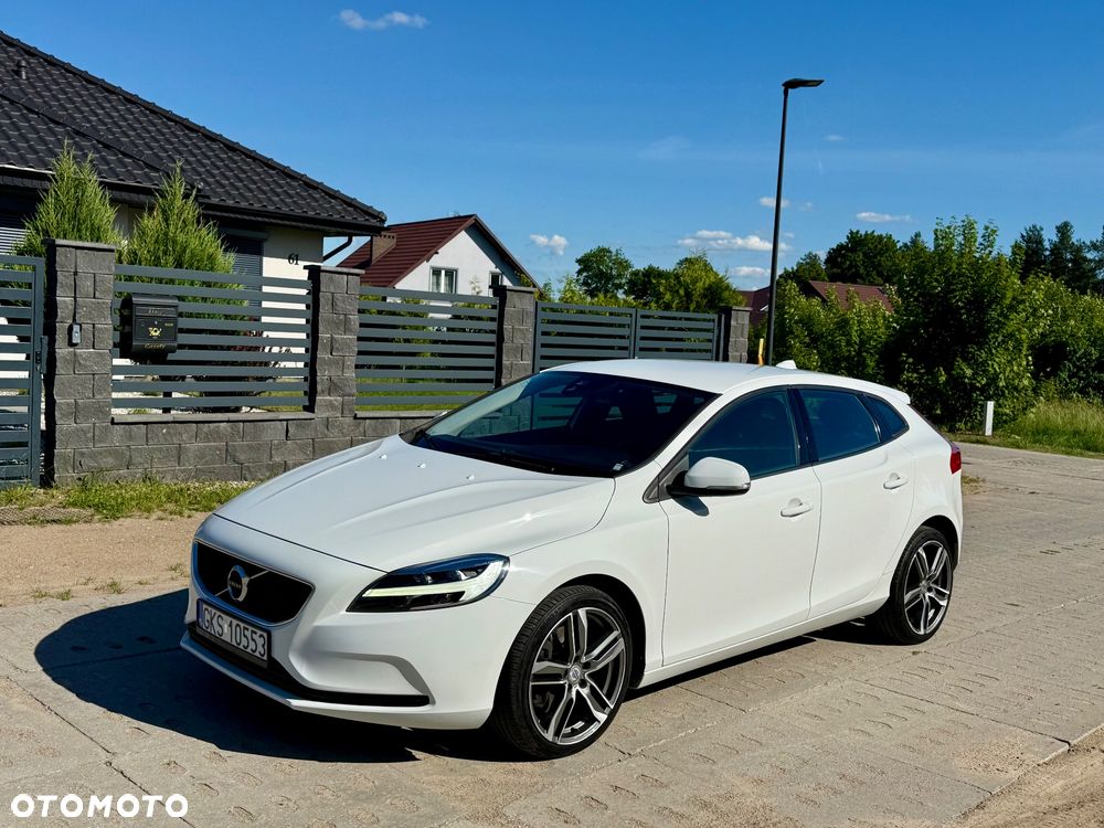Volvo V40 D2 Geartronic Momentum - 27
