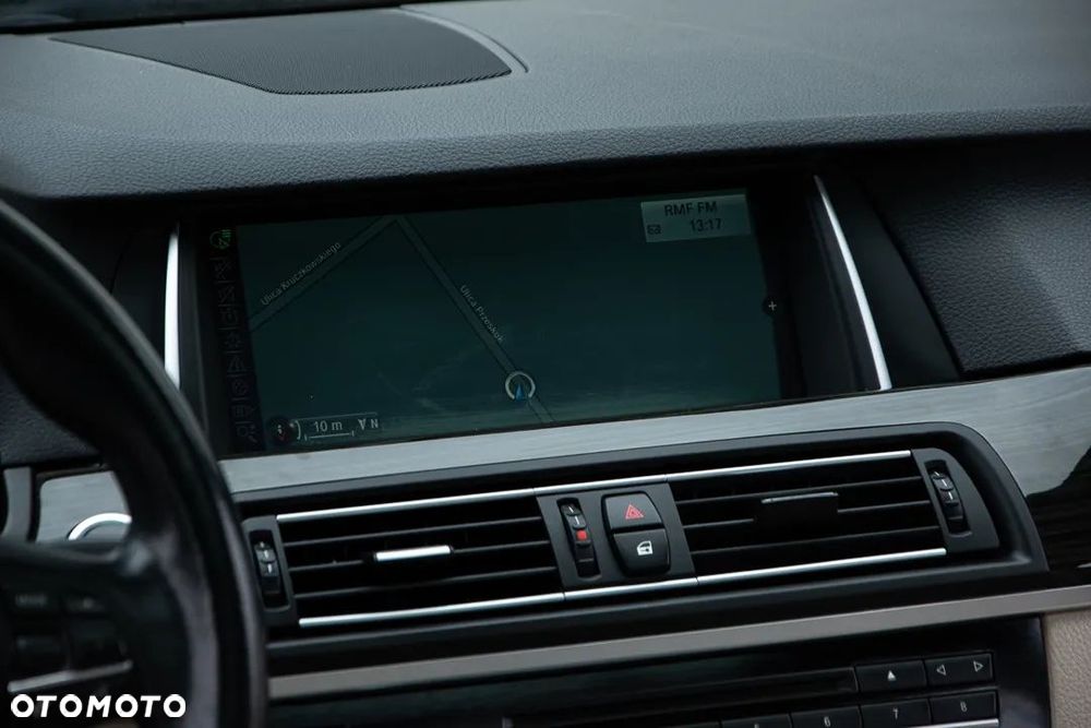 BMW Seria 5 520d Luxury Line - 28