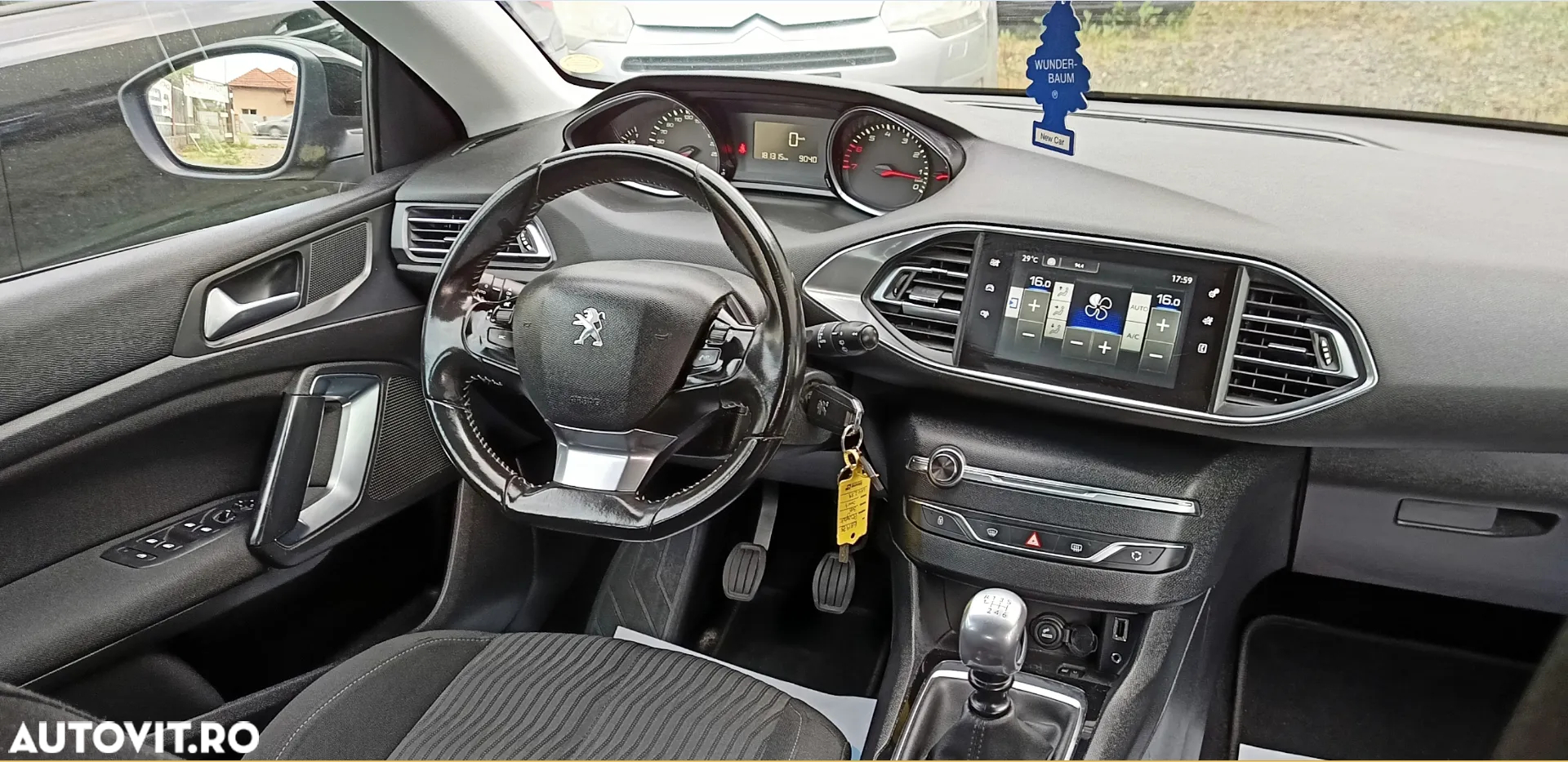 Peugeot 308 125 THP Allure - 13