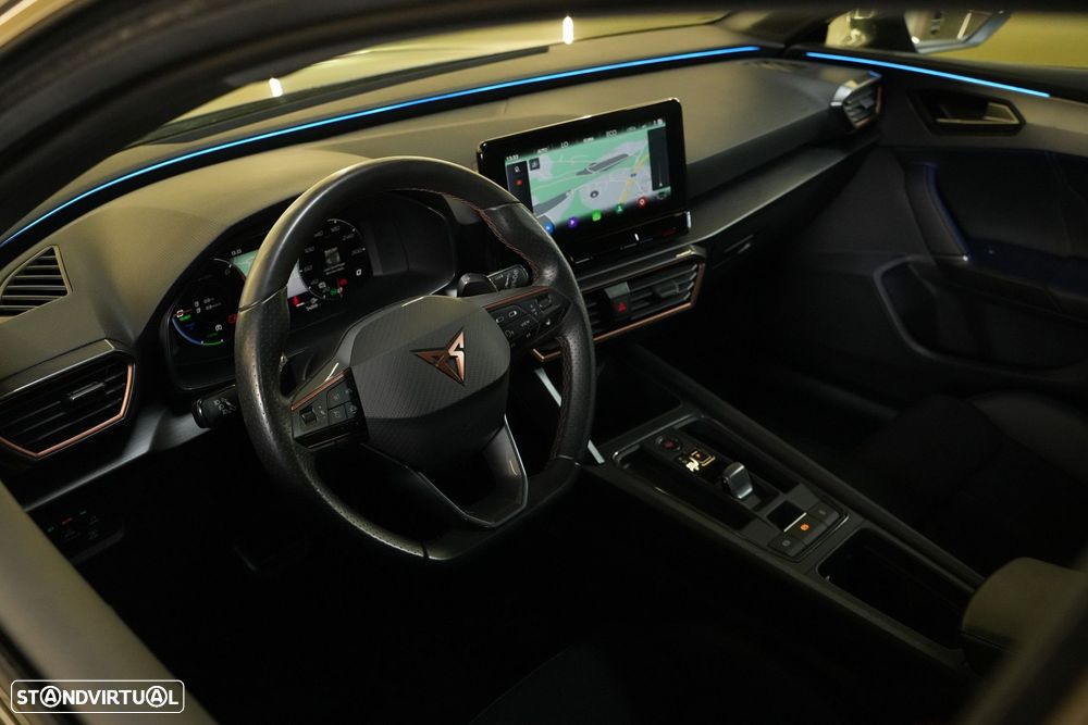 Cupra Leon 1.4 e-Hybrid MID DSG - 29