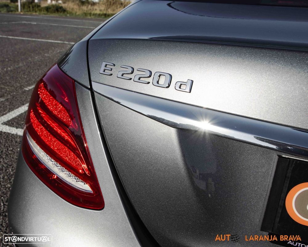 Mercedes-Benz E 220 d Exclusive - 17