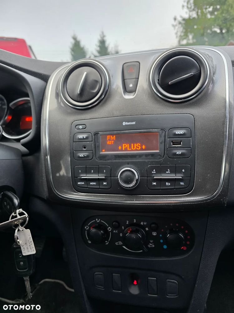 Dacia Sandero Stepway SCe 75 Essential - 11