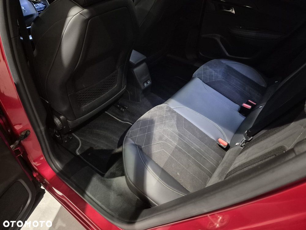 Peugeot 2008 1.2 PureTech GT Pack S&S EAT8 - 11