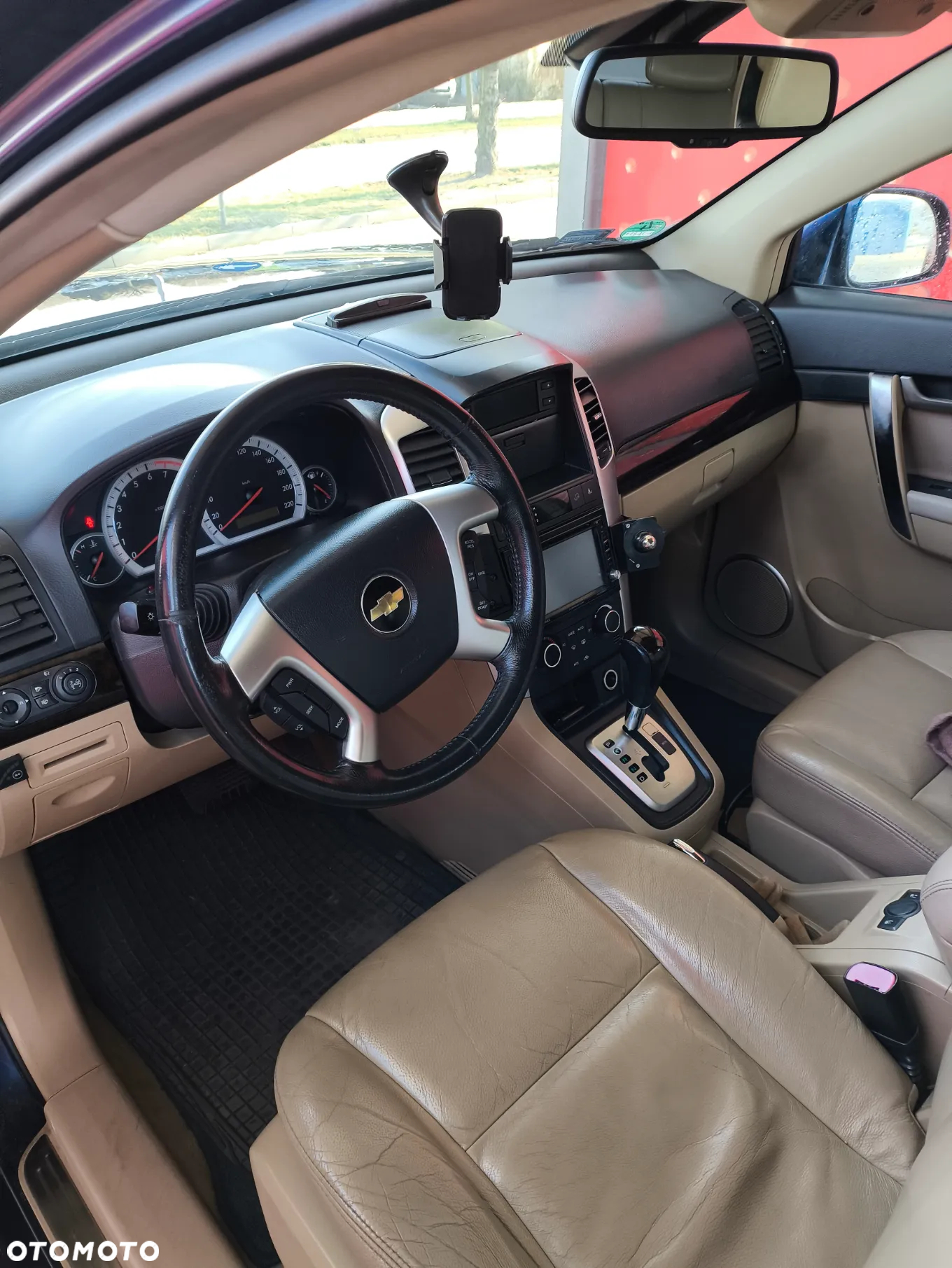 Chevrolet Captiva 3.2 4WD 7 Sitzer LT - 7