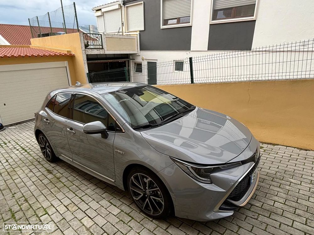 Toyota Corolla 2.0 Hybrid Exclusive - 2