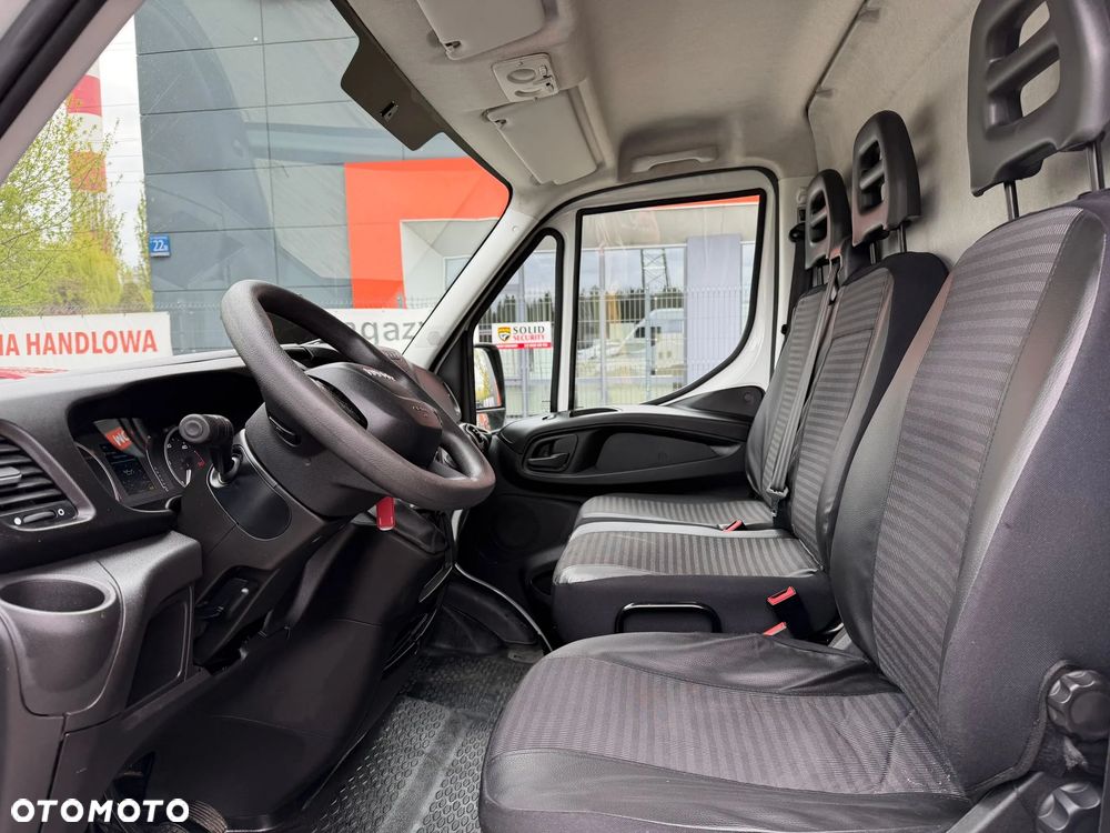 Iveco Daily 35S140, 2.3 140KM, Zadbany - 27