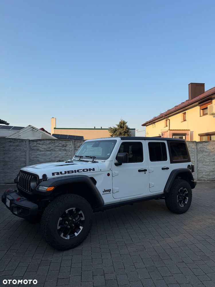 Jeep Wrangler - 1