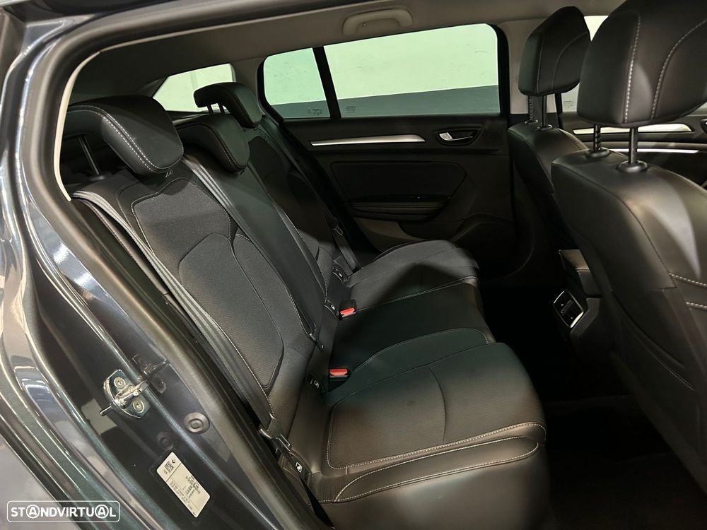 Renault Mégane Sport Tourer 1.5 Blue dCi Intens - 17