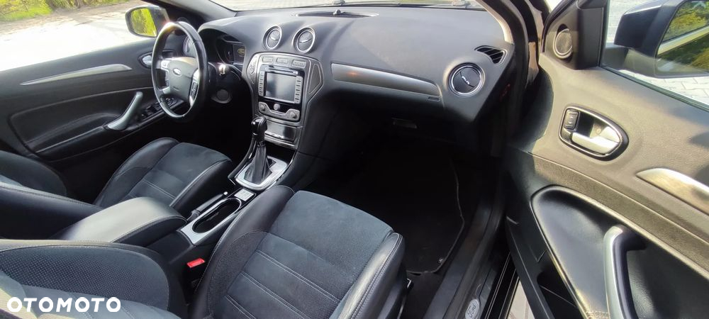 Ford Mondeo - 21