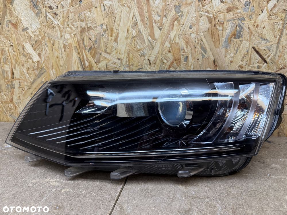 LAMPA LEWA XENON LED SKODA OCTAVIA III 5E1941015B - 15